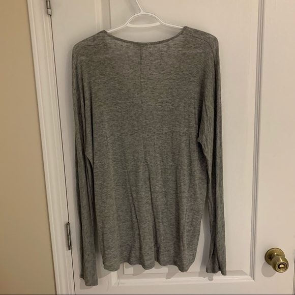 Wilfred (Aritzia, long sleeve top) - Picture 3 of 6